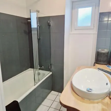 Апартаменты Avec Jardin Larressore